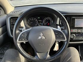 Mitsubishi Outlander vaihtoauto