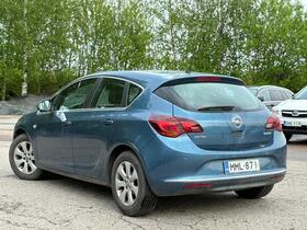 Opel Astra vaihtoauto