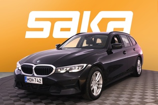 BMW 320 vaihtoauto