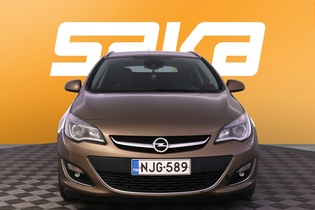 Opel Astra vaihtoauto