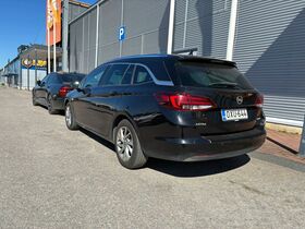 Opel Astra vaihtoauto