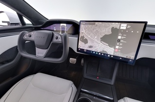 Tesla Model S vaihtoauto