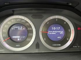 Volvo V70 vaihtoauto