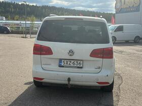 Volkswagen Touran vaihtoauto