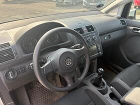 Volkswagen Touran vaihtoauto