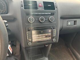 Volkswagen Touran vaihtoauto