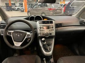 Toyota Verso vaihtoauto