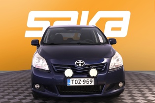 Toyota Verso vaihtoauto