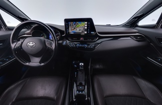 Toyota C-HR vaihtoauto