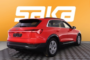 Audi Q8 e-tron vaihtoauto