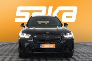 BMW iX3 vaihtoauto