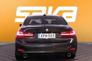 BMW 330 vaihtoauto