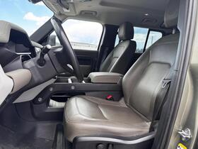 Land Rover Defender vaihtoauto