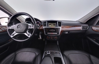 Mercedes-Benz ML vaihtoauto