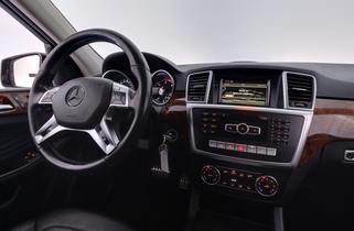 Mercedes-Benz ML vaihtoauto