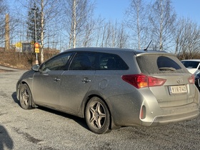 Toyota Auris vaihtoauto