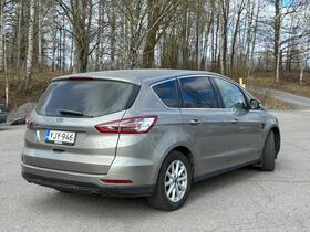 Ford S-MAX vaihtoauto
