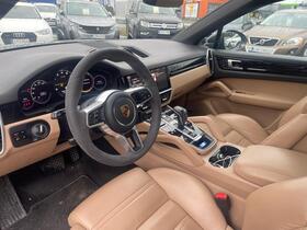 Porsche Cayenne vaihtoauto