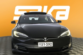 Tesla Model S vaihtoauto