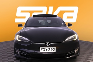 Tesla Model S vaihtoauto