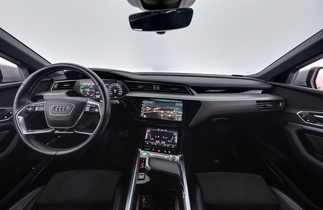 Audi e-tron vaihtoauto