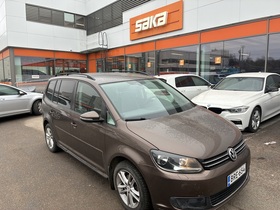Volkswagen Touran vaihtoauto