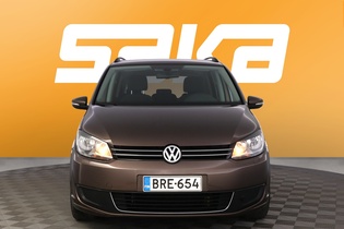 Volkswagen Touran vaihtoauto