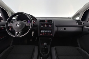 Volkswagen Touran vaihtoauto