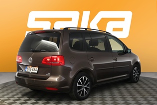Volkswagen Touran vaihtoauto