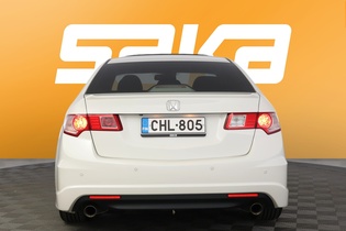 Honda Accord vaihtoauto