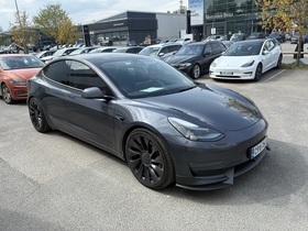 Tesla Model 3 vaihtoauto