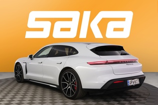 Porsche Taycan vaihtoauto