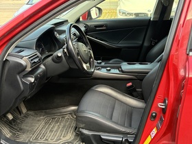 Lexus IS vaihtoauto