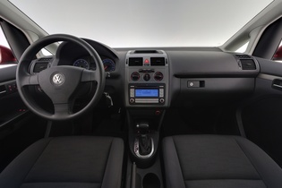 Volkswagen Touran vaihtoauto