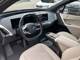 BMW iX vaihtoauto