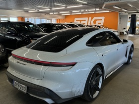 Porsche Taycan vaihtoauto
