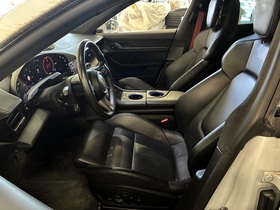 Porsche Taycan vaihtoauto