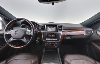 Mercedes-Benz ML vaihtoauto