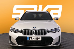 BMW 330 vaihtoauto