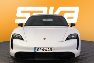 Porsche Taycan vaihtoauto