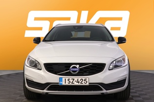 Volvo V60 Cross Country vaihtoauto