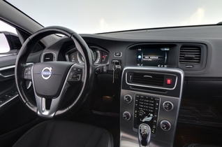Volvo V60 Cross Country vaihtoauto