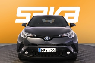 Toyota C-HR vaihtoauto