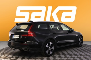 Volvo V60 Cross Country vaihtoauto