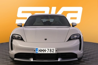 Porsche Taycan vaihtoauto