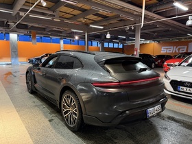 Porsche Taycan vaihtoauto