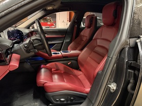 Porsche Taycan vaihtoauto