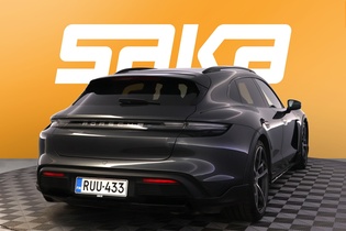 Porsche Taycan vaihtoauto