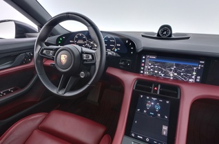 Porsche Taycan vaihtoauto