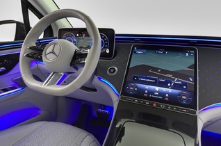 Mercedes-Benz EQE vaihtoauto
